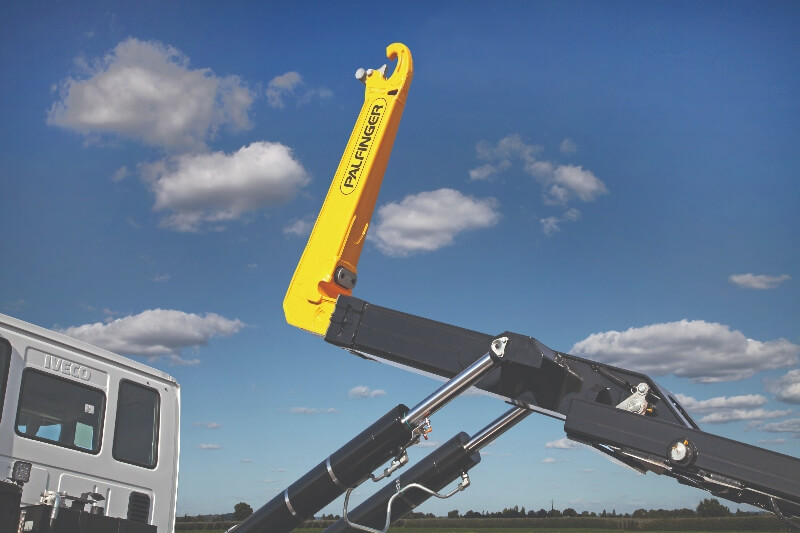 Lessons in Collaboration: Leicestershire’s Strategic Hookloader Procurement